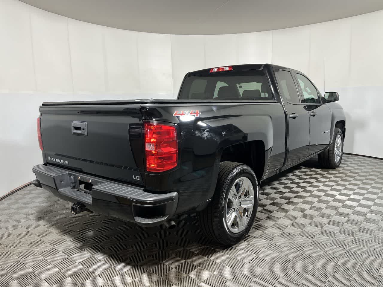 2019 Chevrolet Silverado 1500 LD Custom