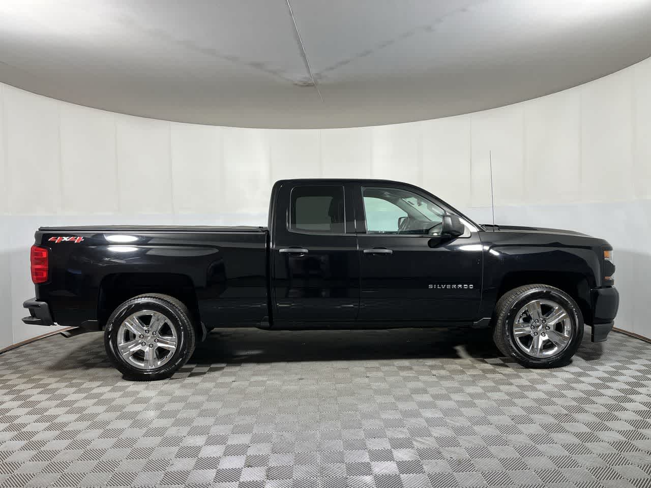 2019 Chevrolet Silverado 1500 LD Custom