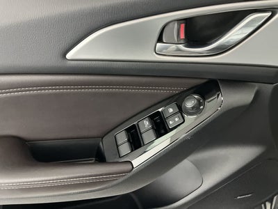 2018 Mazda Mazda3 5-Door Touring