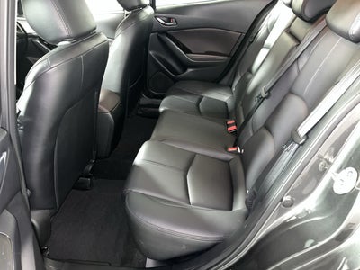 2018 Mazda Mazda3 5-Door Touring