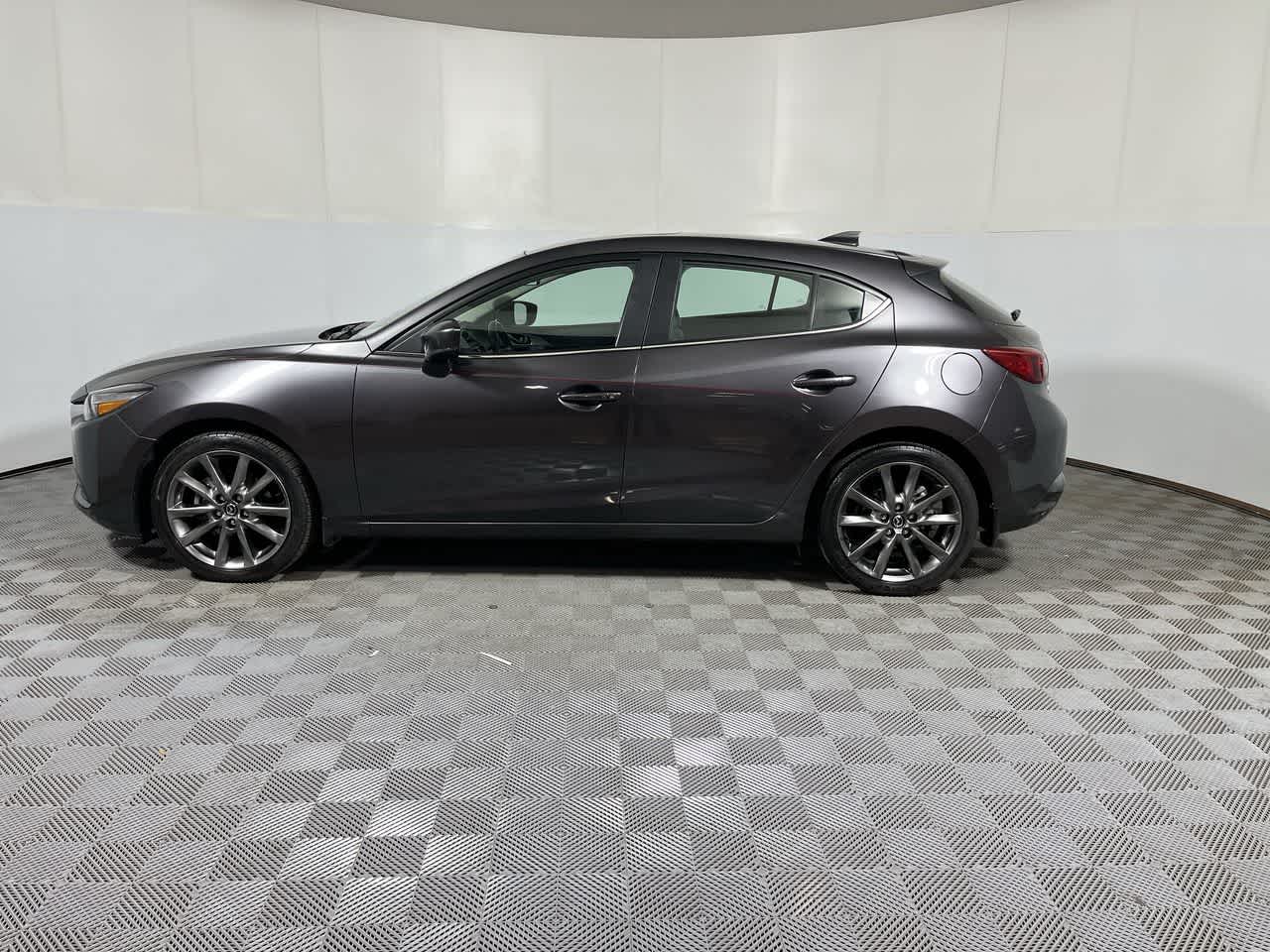 2018 Mazda Mazda3 5-Door Touring