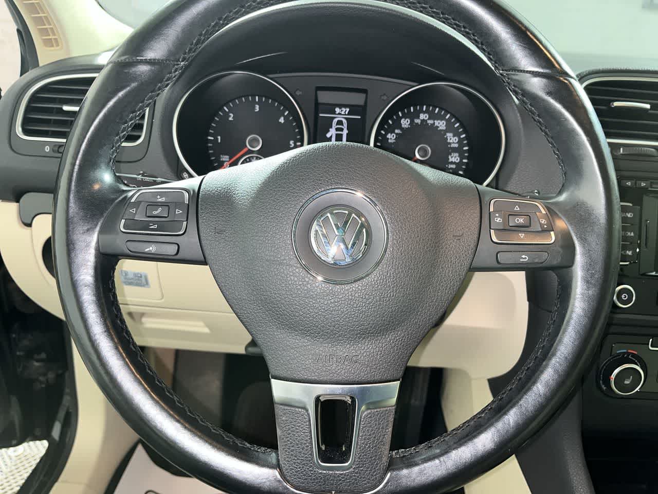 2014 Volkswagen Jetta TDI w/Sunroof & Nav