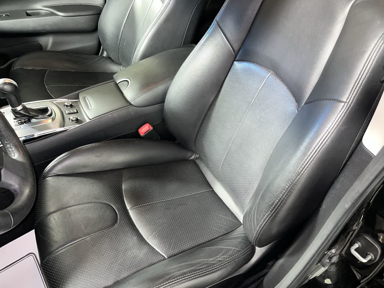 2015 INFINITI Q40 4dr Sdn AWD