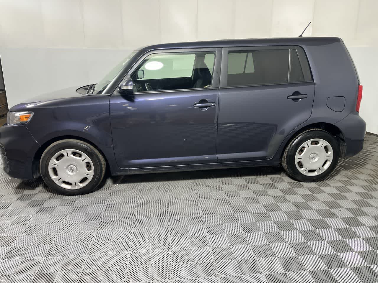 2011 Scion xB 5dr Wgn Auto (Natl)