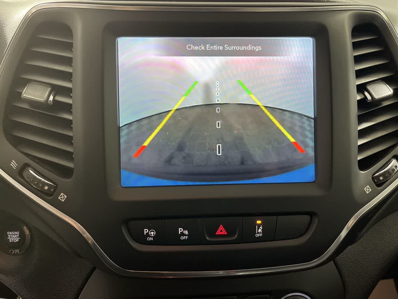 2023 Jeep Cherokee Altitude Lux