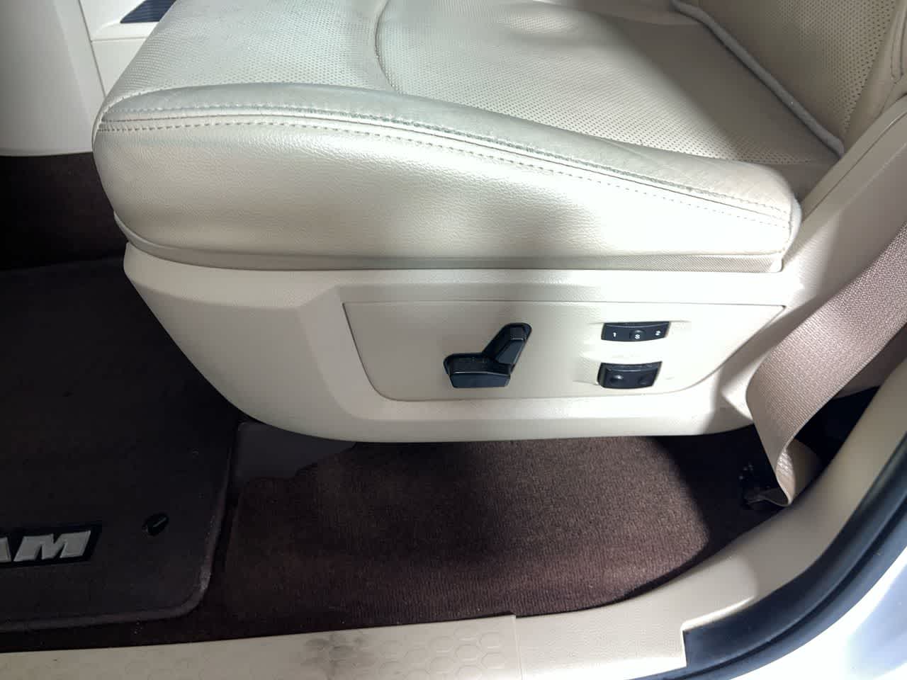 2016 RAM 1500 Laramie