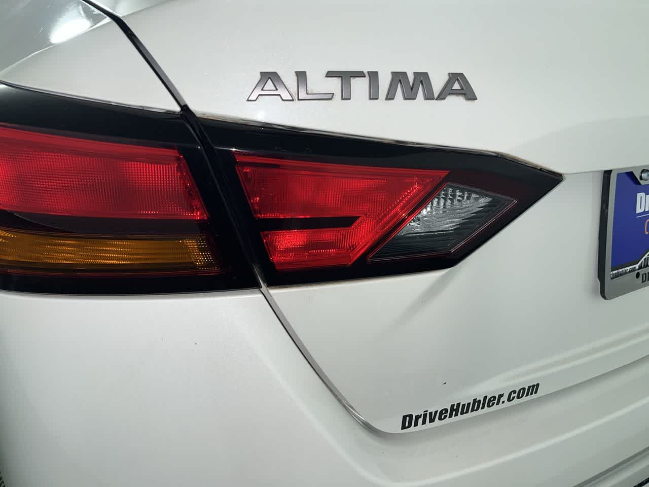 2023 Nissan Altima SV - Photo 11