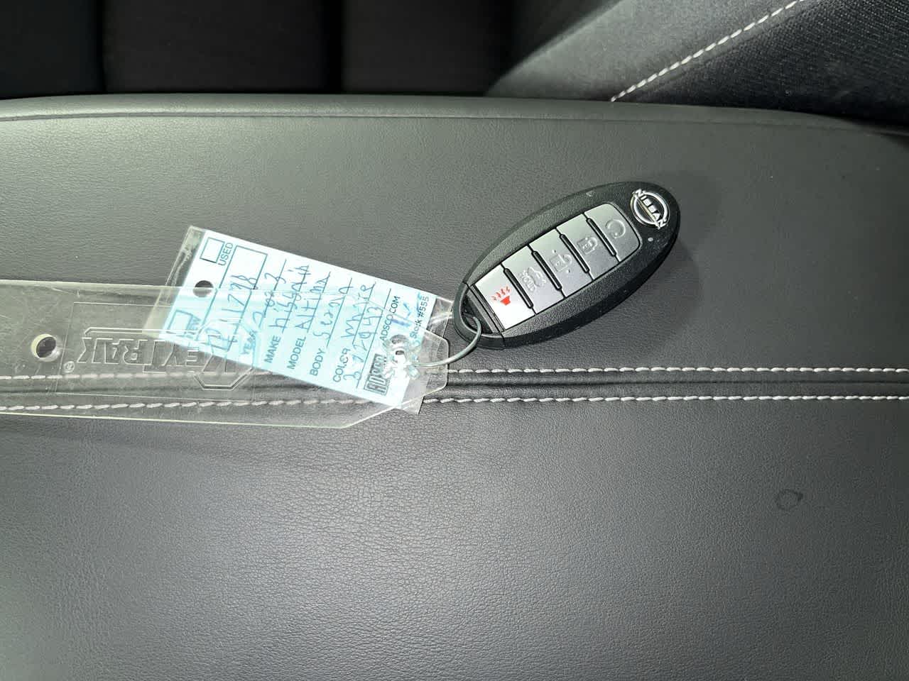 2023 Nissan Altima SV - Photo 23