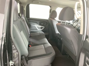2021 Nissan Titan SV 4x4 Crew Cab