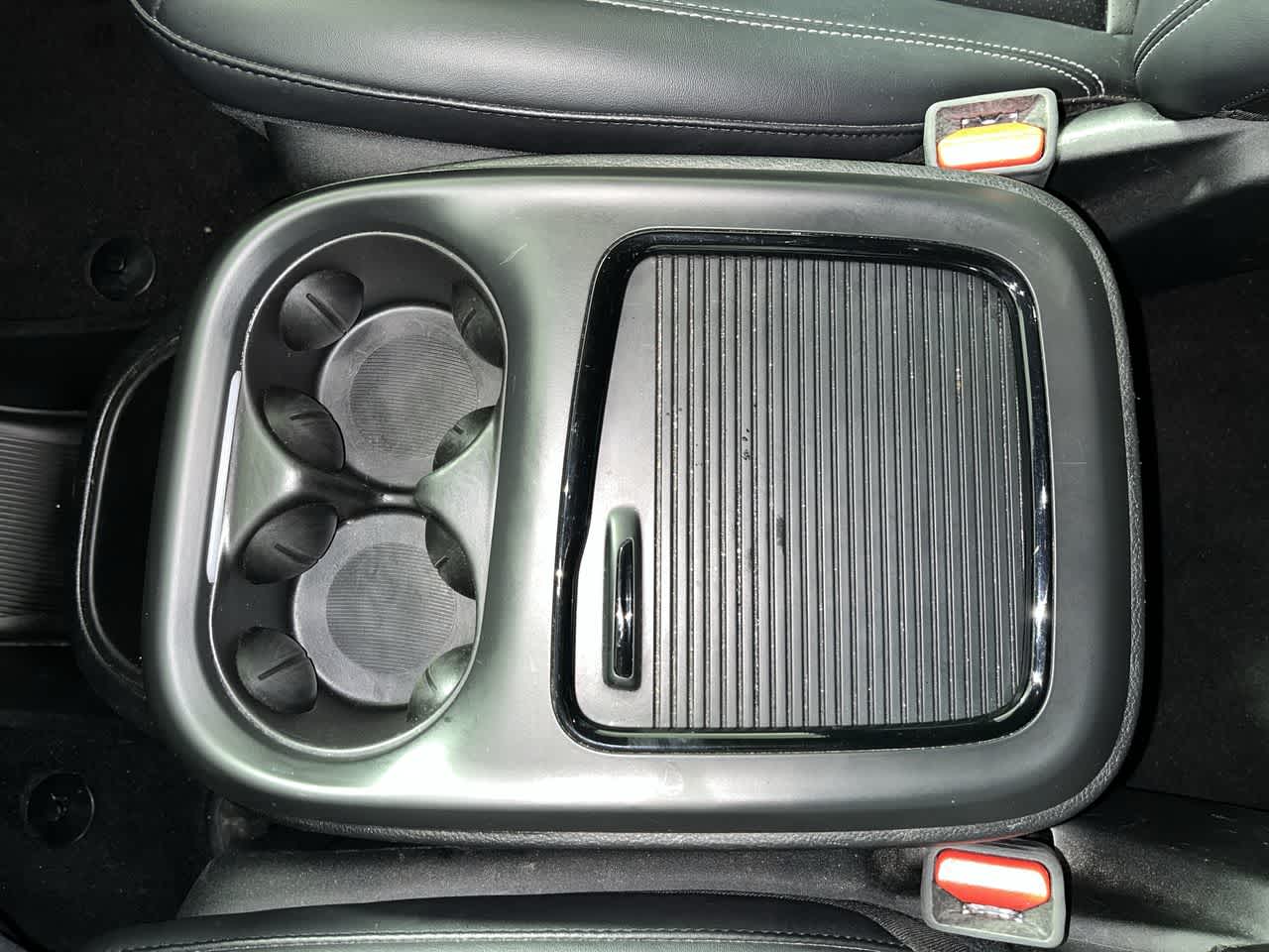 2024 Chrysler Pacifica Hybrid S Appearance Pkg