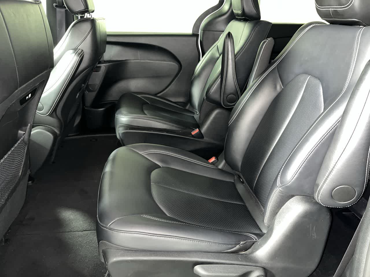 2024 Chrysler Pacifica Hybrid S Appearance Pkg