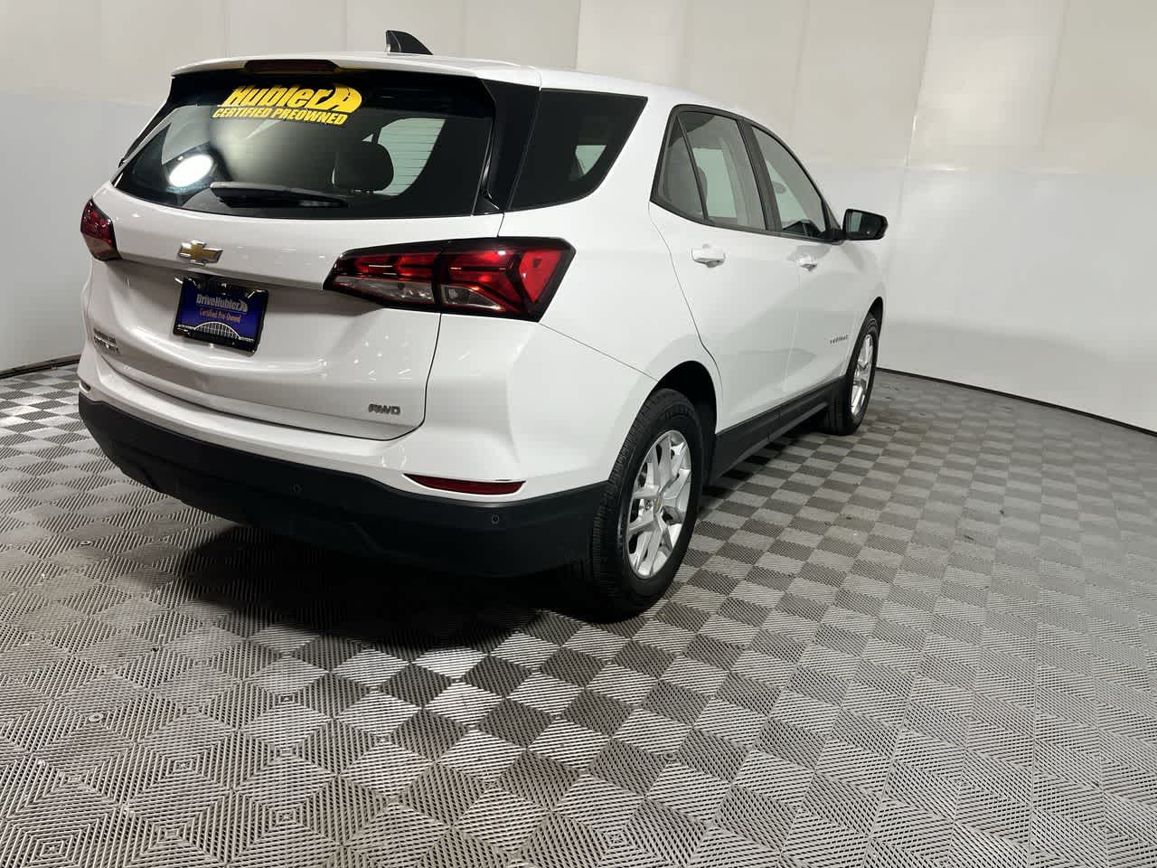 2022 Chevrolet Equinox LS