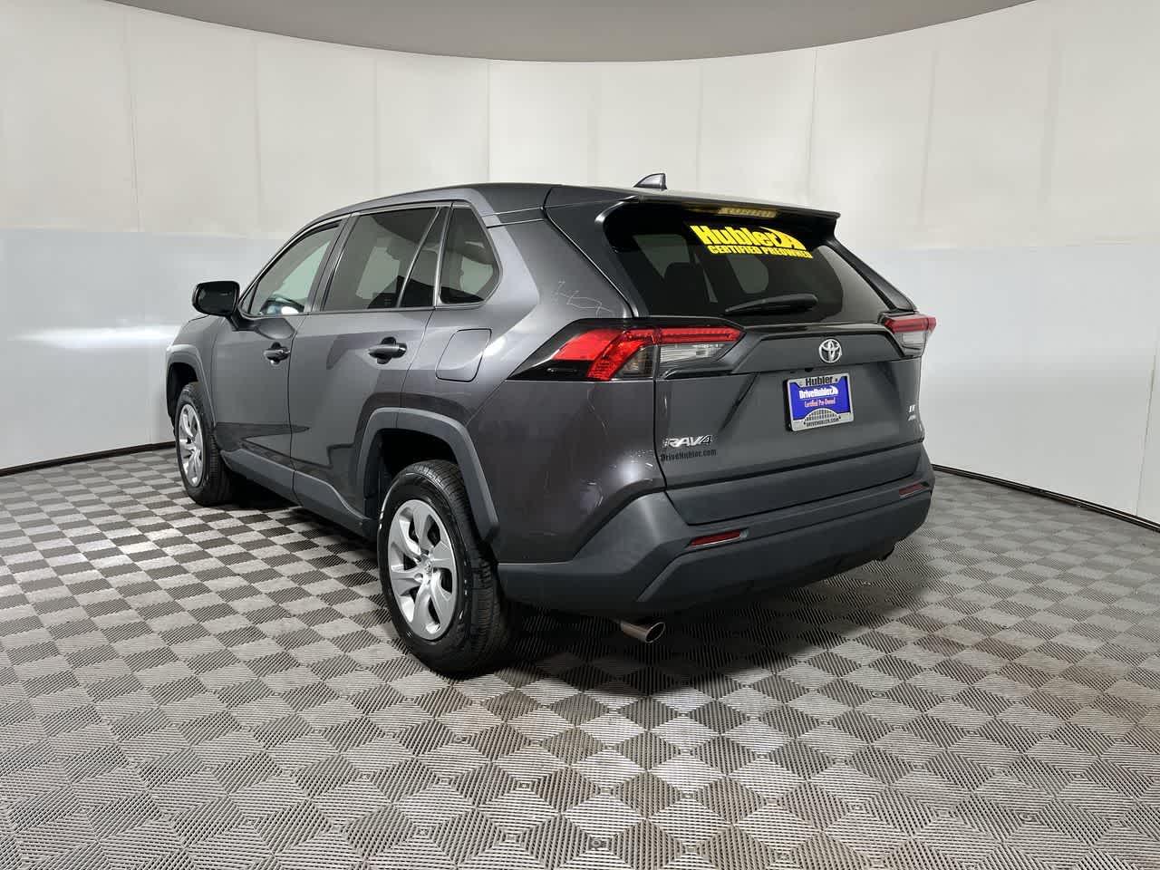 2022 Toyota RAV4 LE