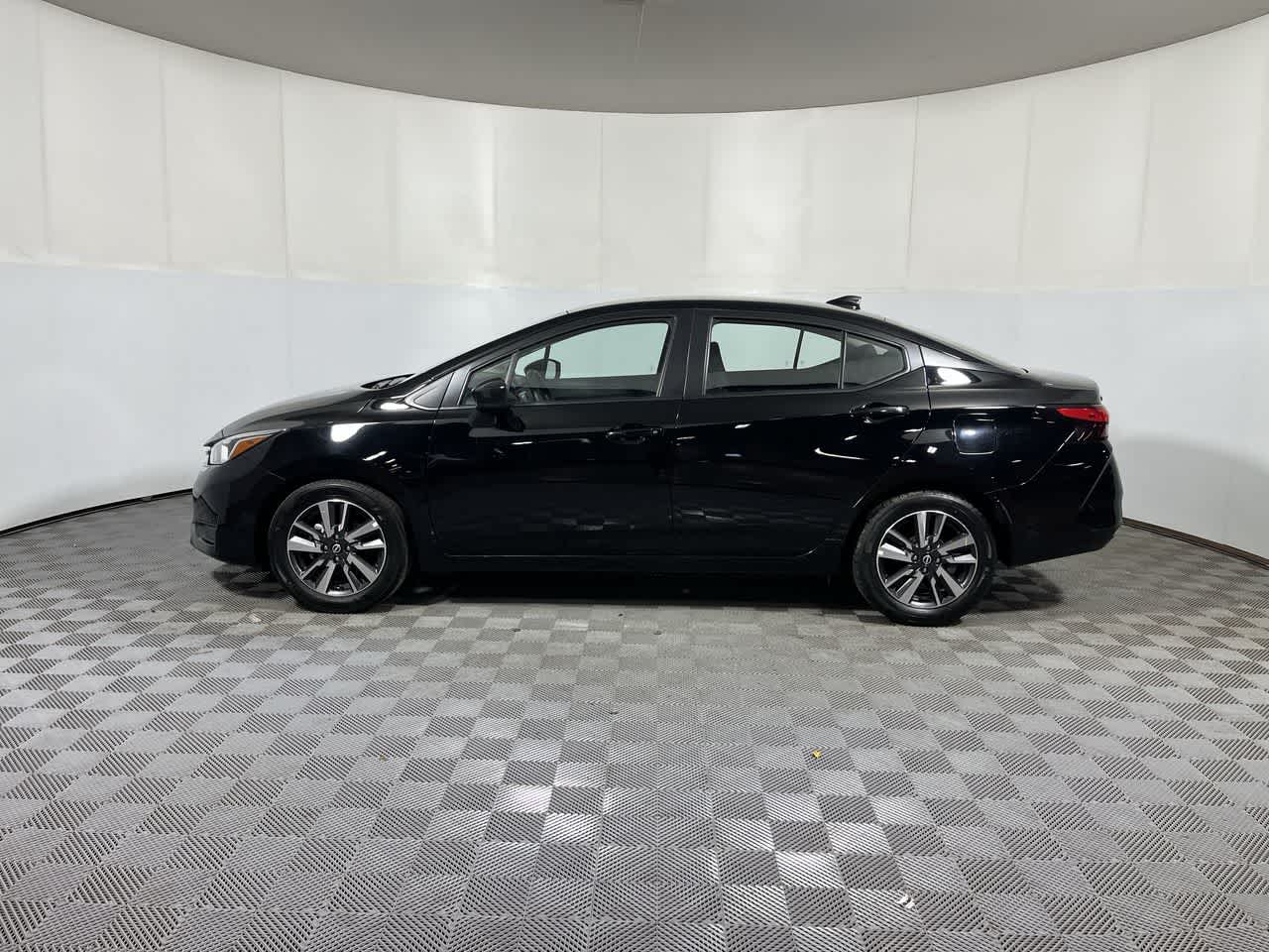 2024 Nissan Versa SV