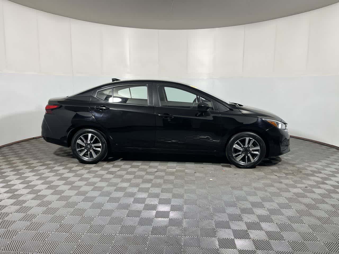 2024 Nissan Versa SV