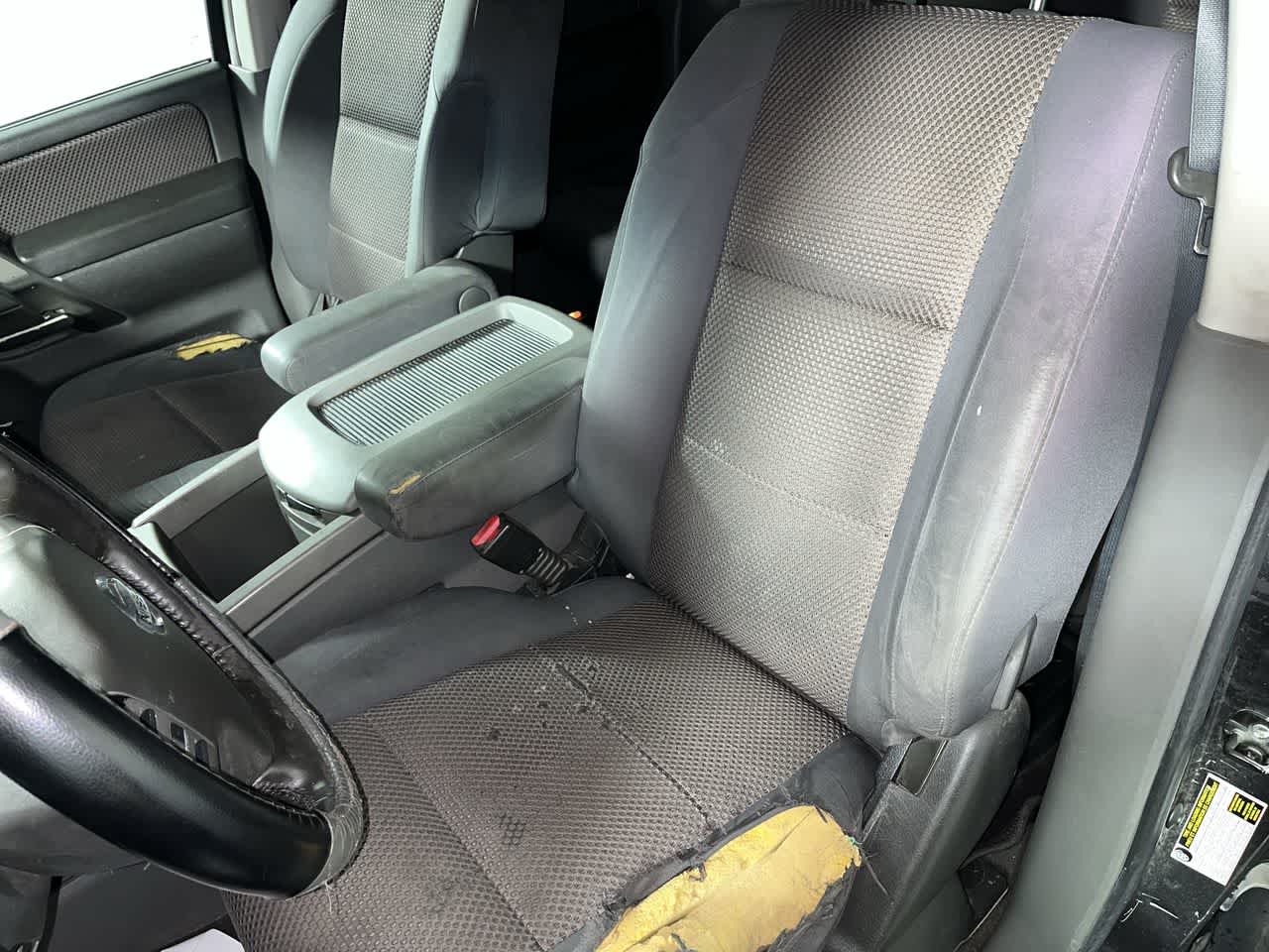 2006 Nissan Armada LE