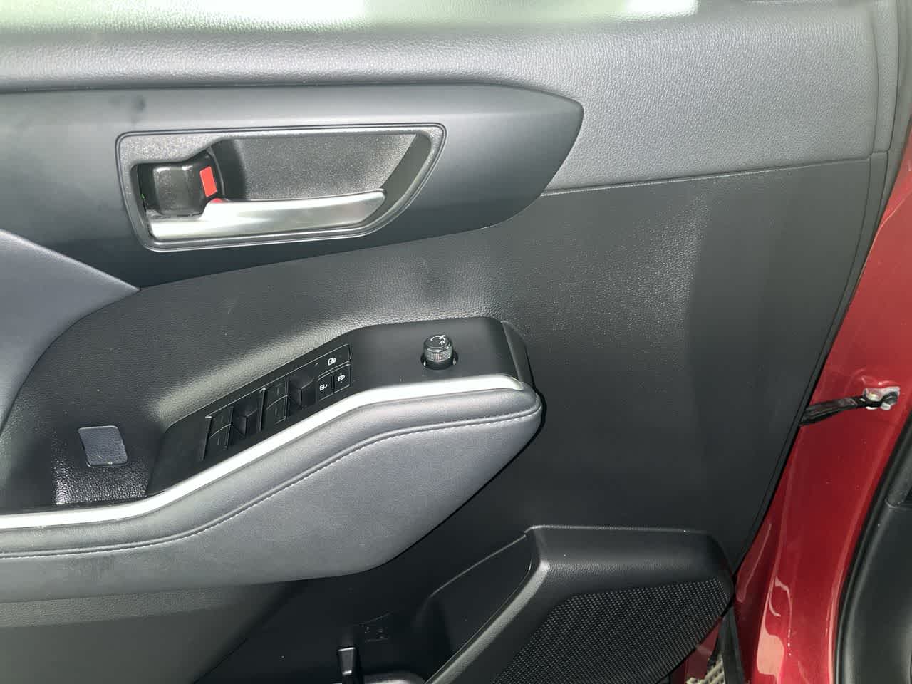 2023 Toyota Highlander XLE - Photo 13