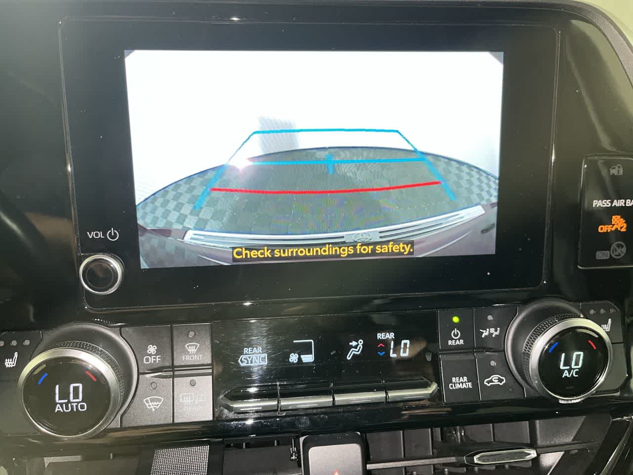 2023 Toyota Highlander XLE - Photo 19
