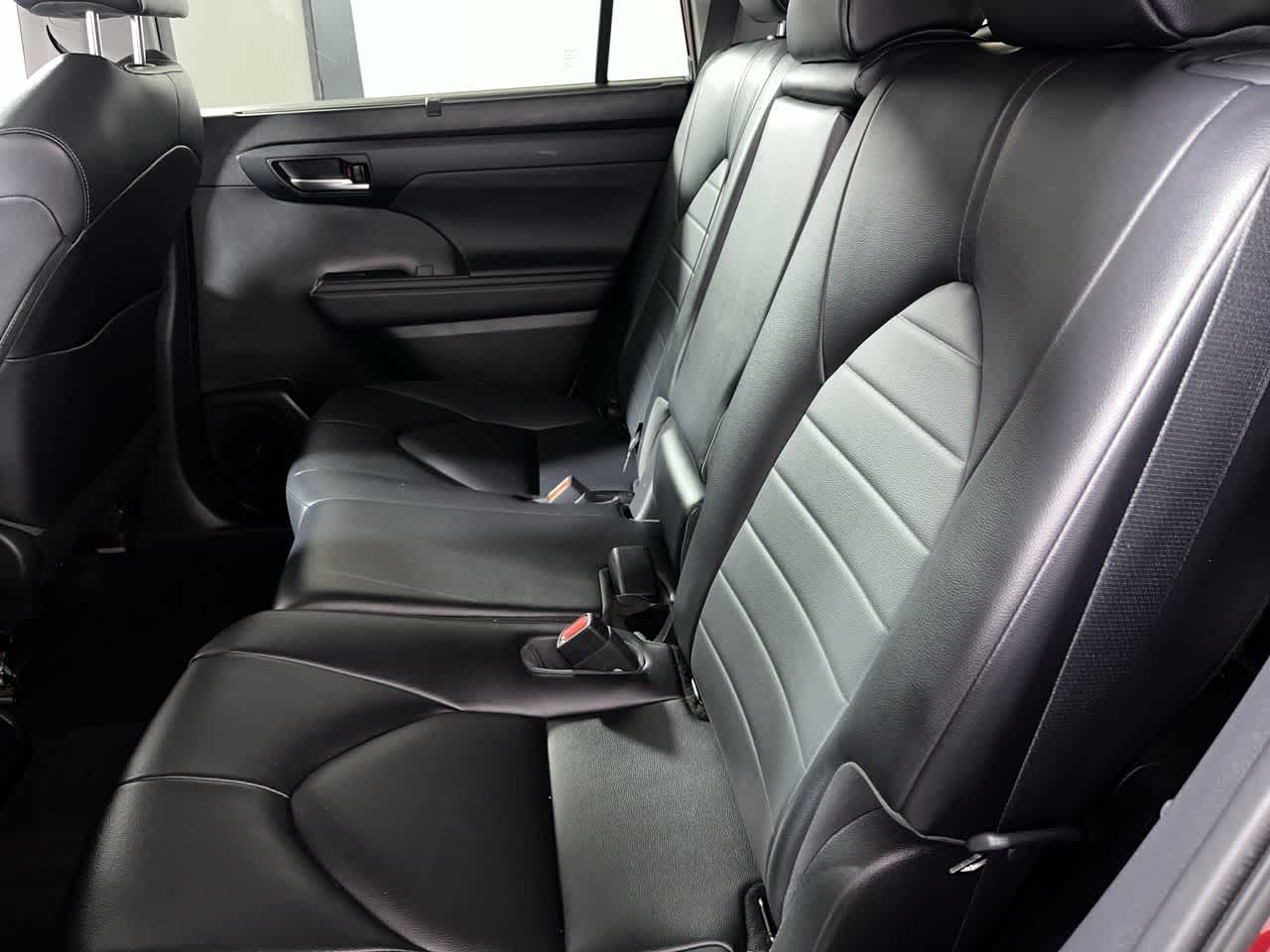 2023 Toyota Highlander XLE - Photo 29