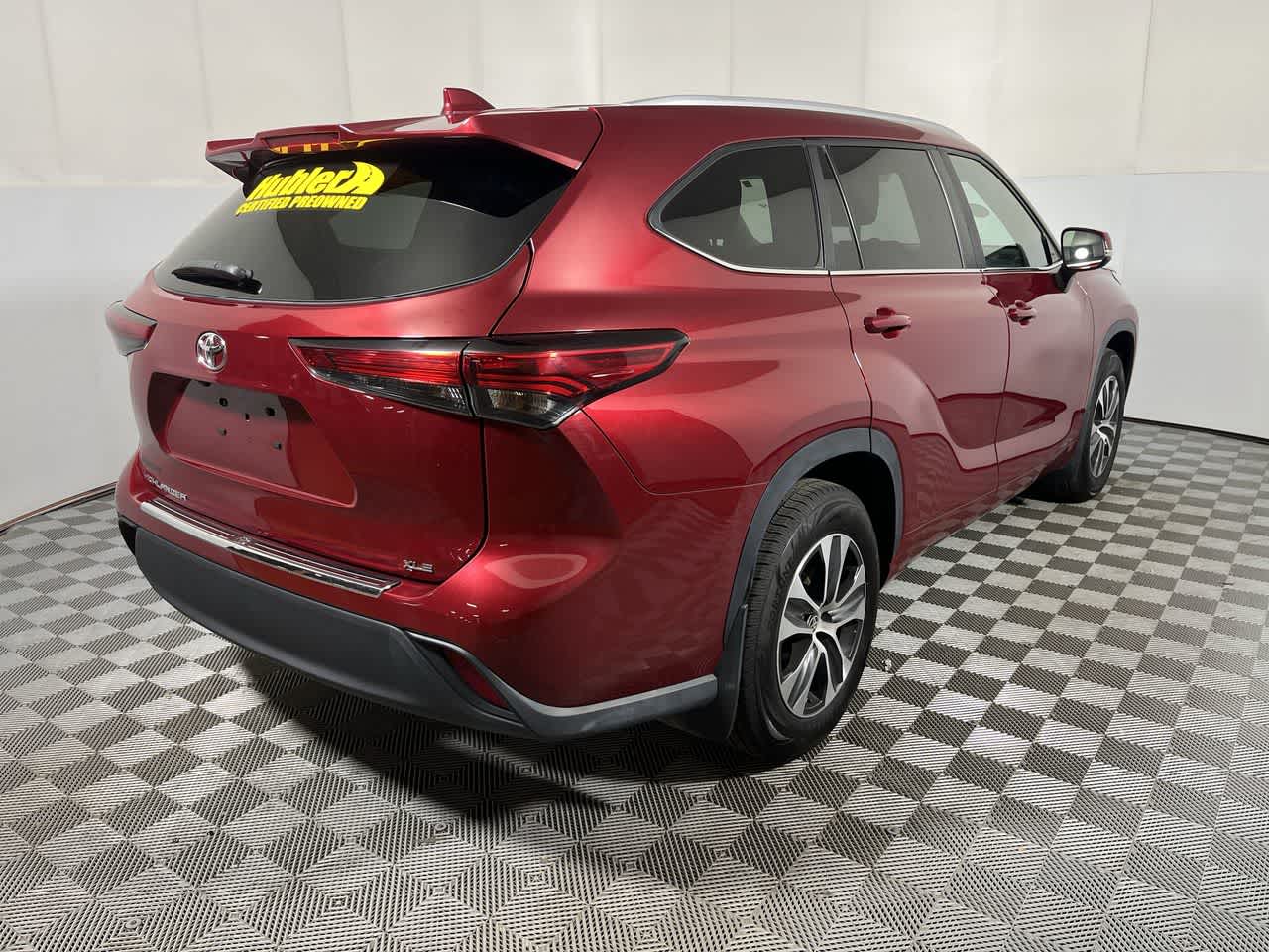 2023 Toyota Highlander XLE - Photo 8