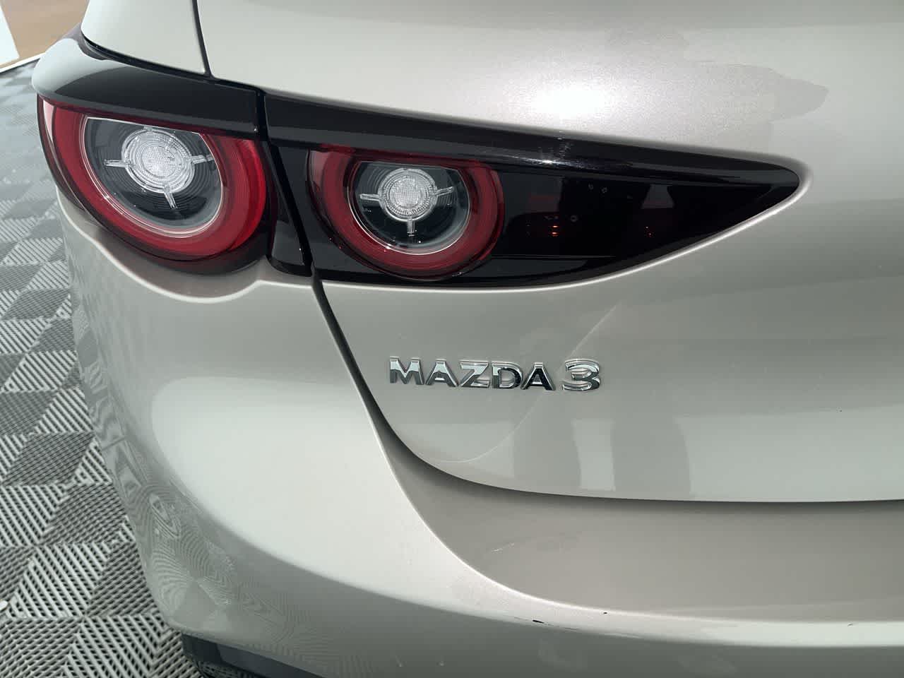 2025 Mazda Mazda3 Hatchback 2.5 S Select Sport