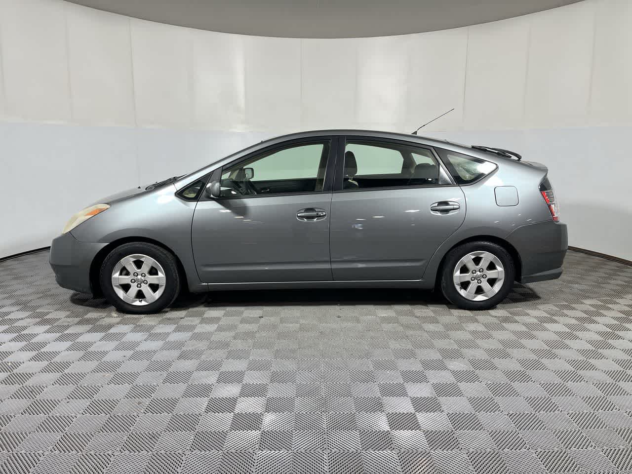 2005 Toyota Prius 5dr HB (Natl)