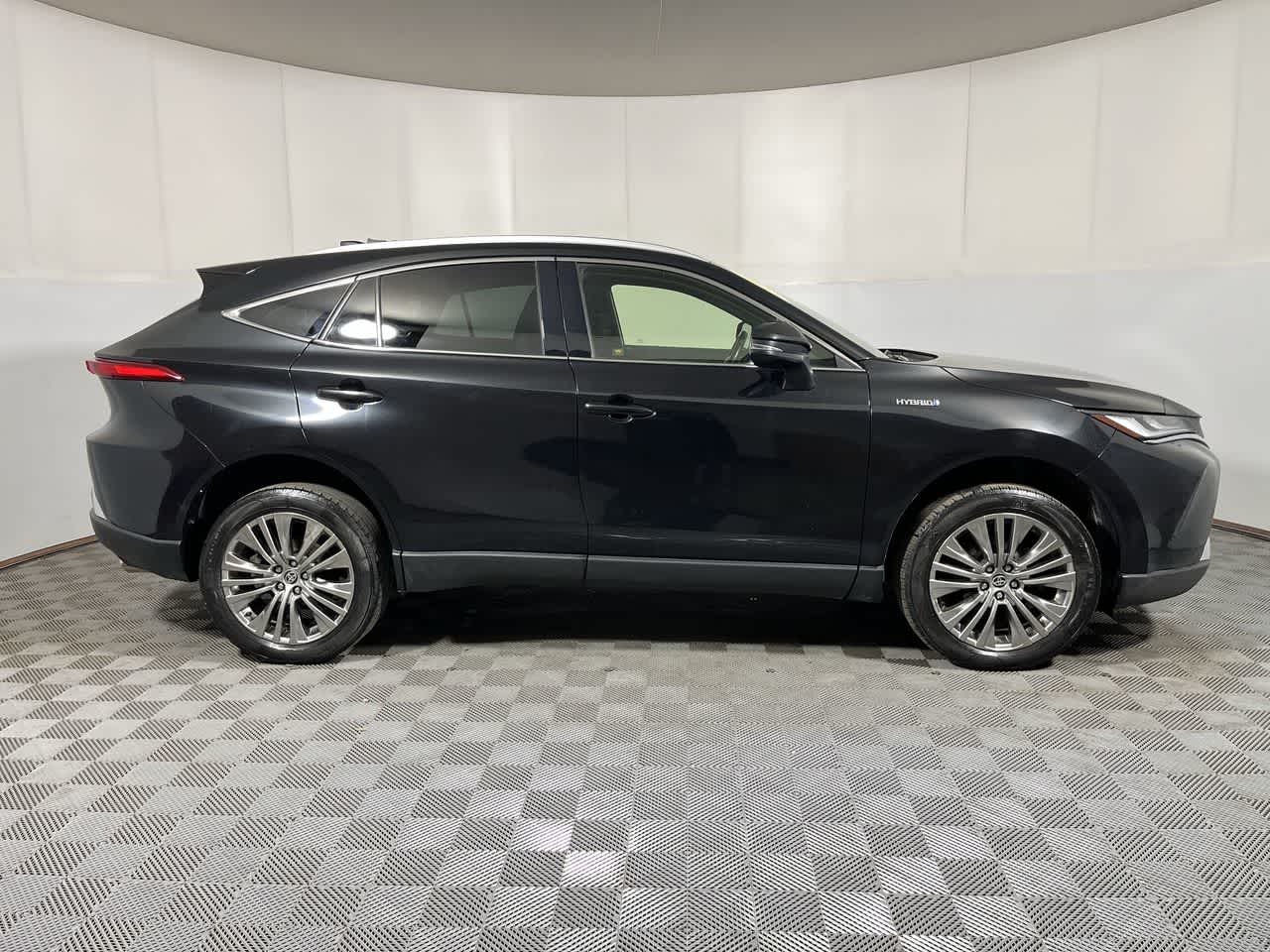 2021 Toyota Venza XLE