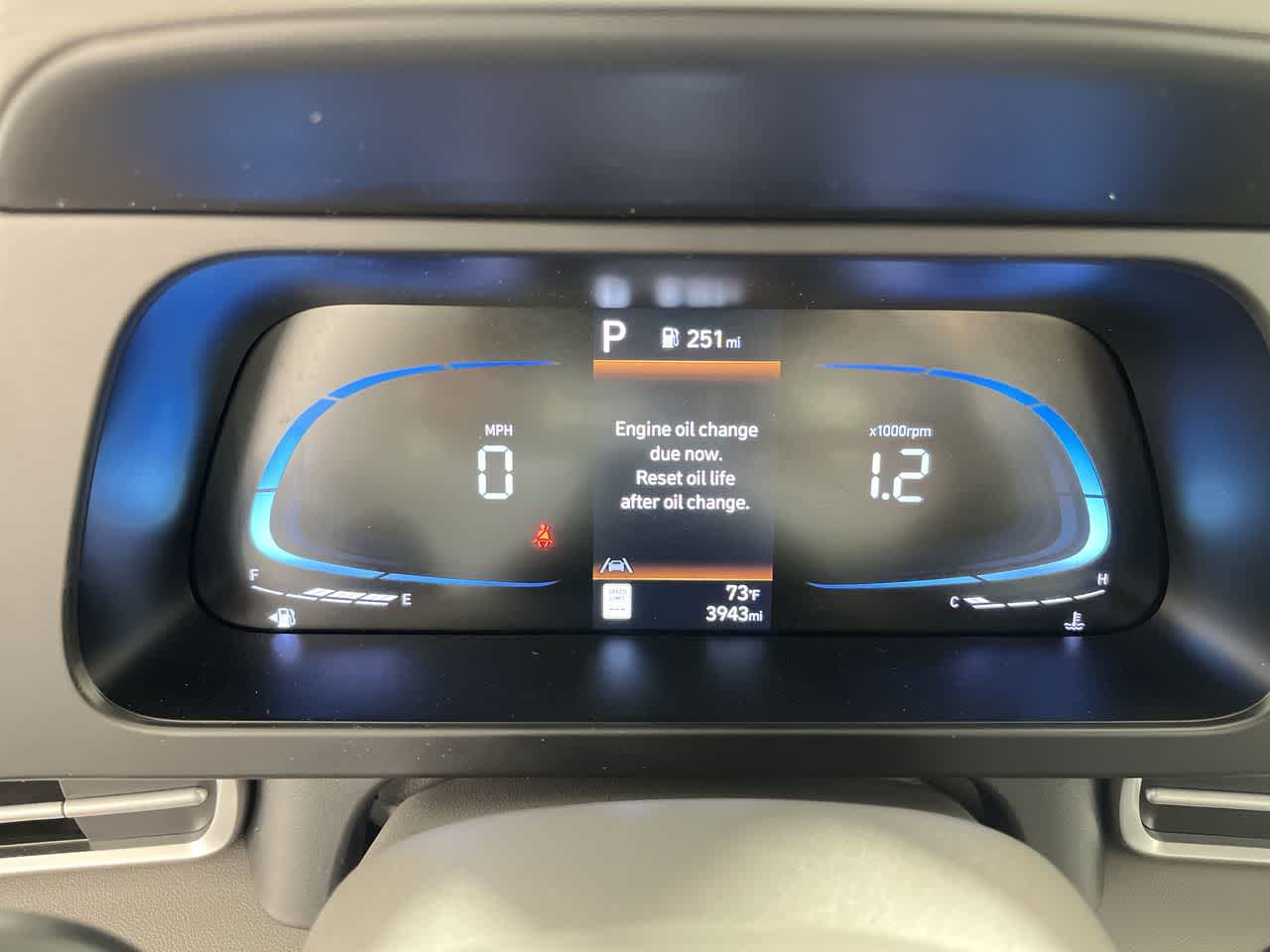 2025 Hyundai Elantra SEL - Photo 17