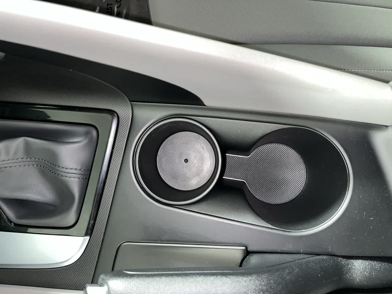 2025 Hyundai Elantra SEL - Photo 21