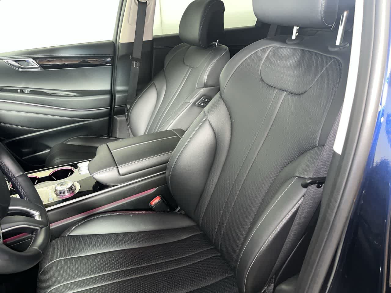 2025 Genesis GV80 Standard