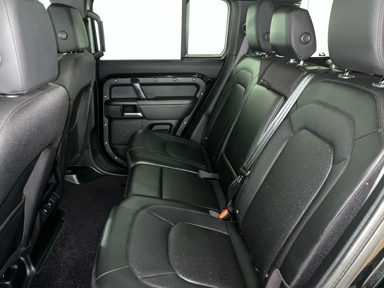 2025 Land Rover Defender S