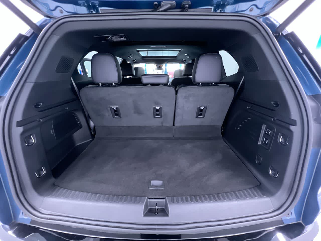 2025 GMC Acadia FWD Denali