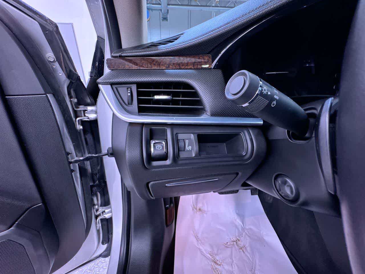 2016 Cadillac XTS Luxury Collection