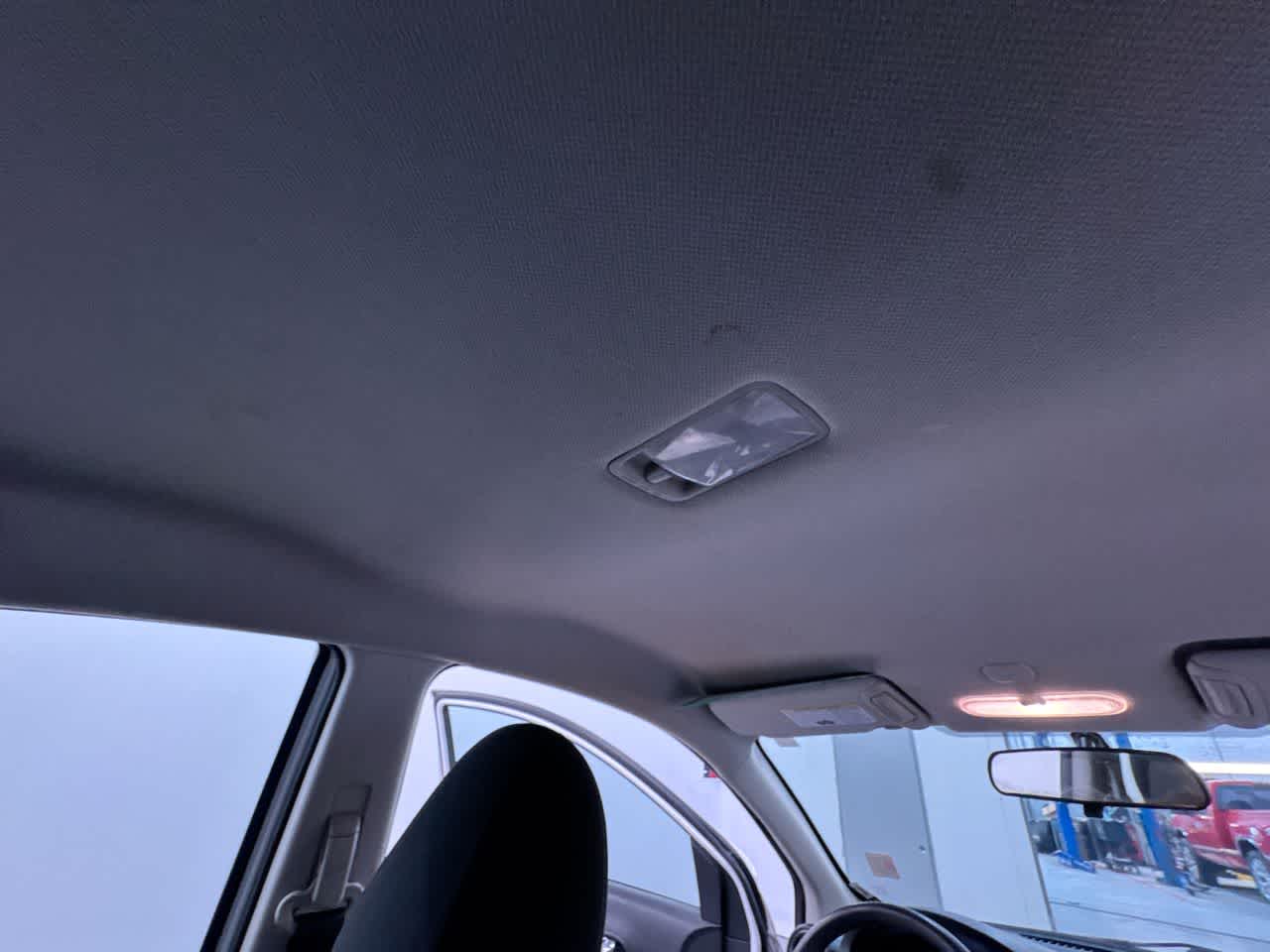 2018 Nissan Versa SV