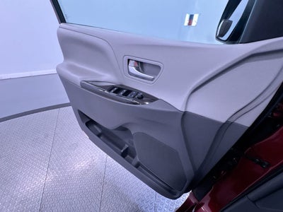 2016 Toyota Sienna XLE