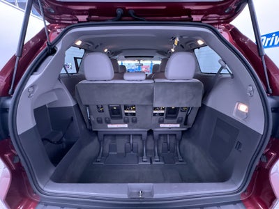 2016 Toyota Sienna XLE