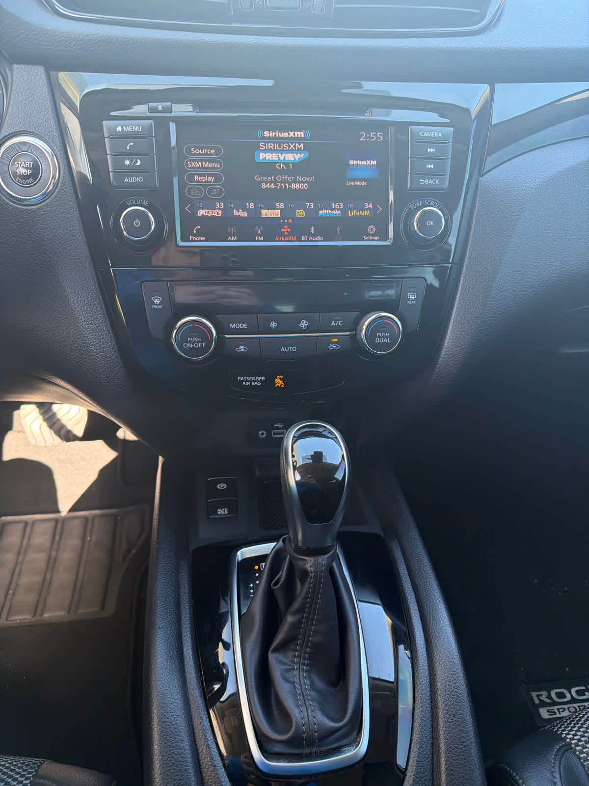 2022 Nissan Rogue Sport SV