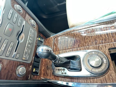 2017 Nissan Armada SV