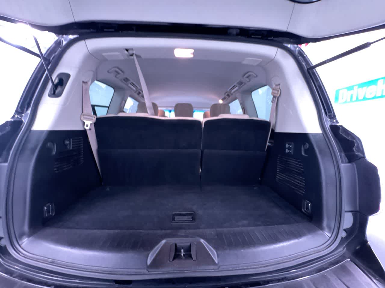 2017 Nissan Armada SV