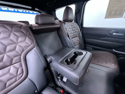 2025 Nissan Armada Platinum