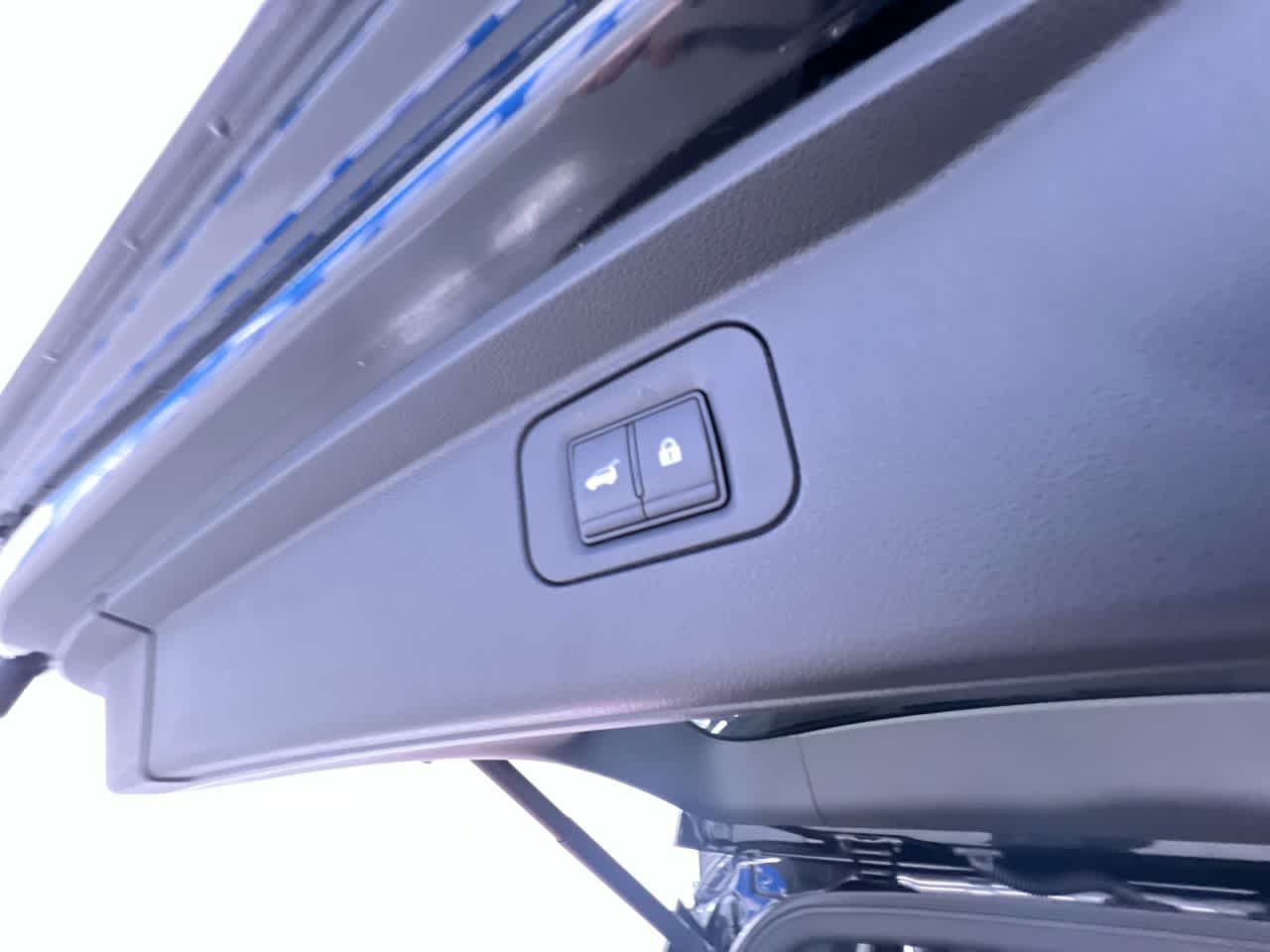 2025 Nissan Armada Platinum