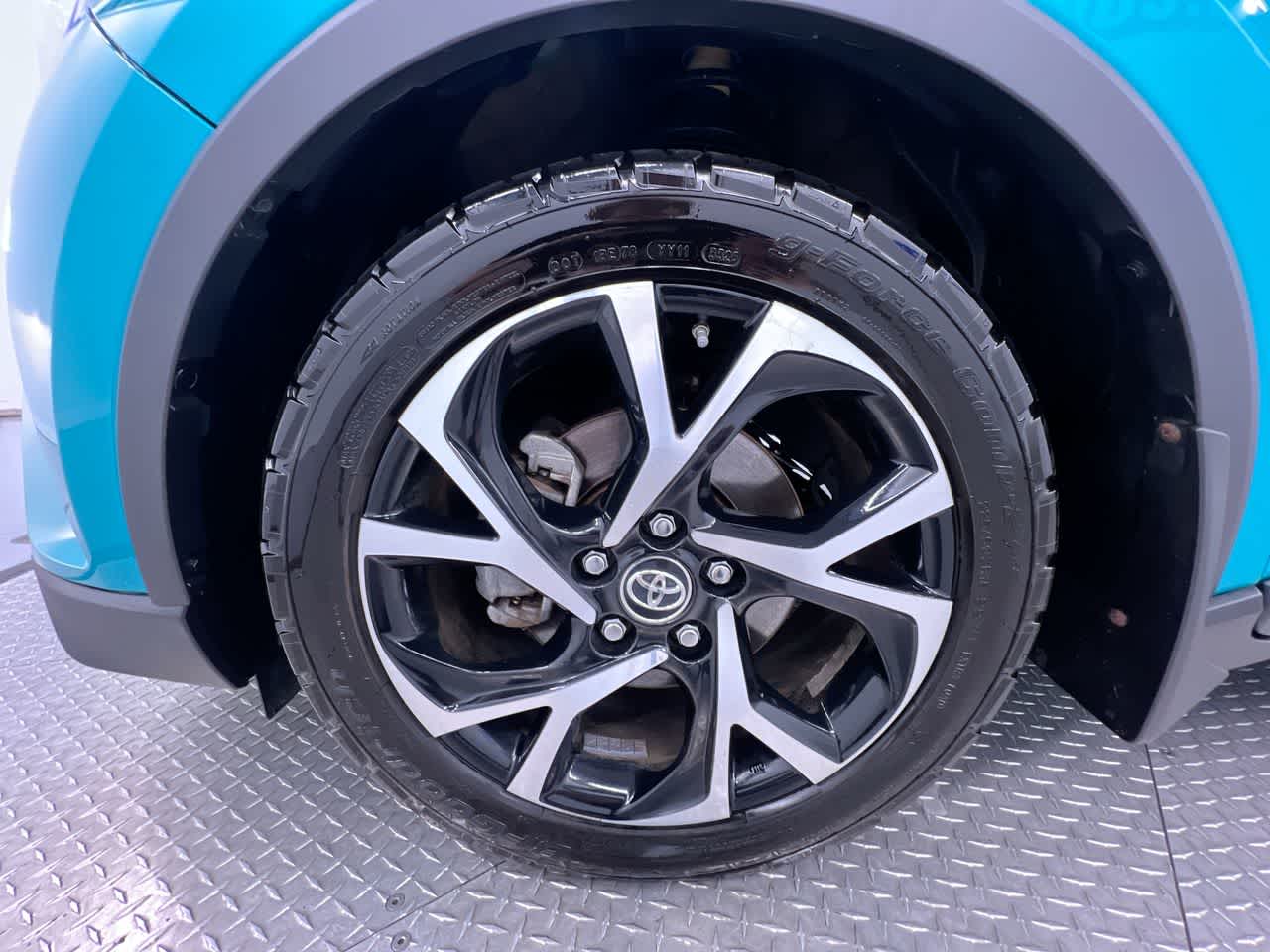 2018 Toyota C-HR XLE Premium