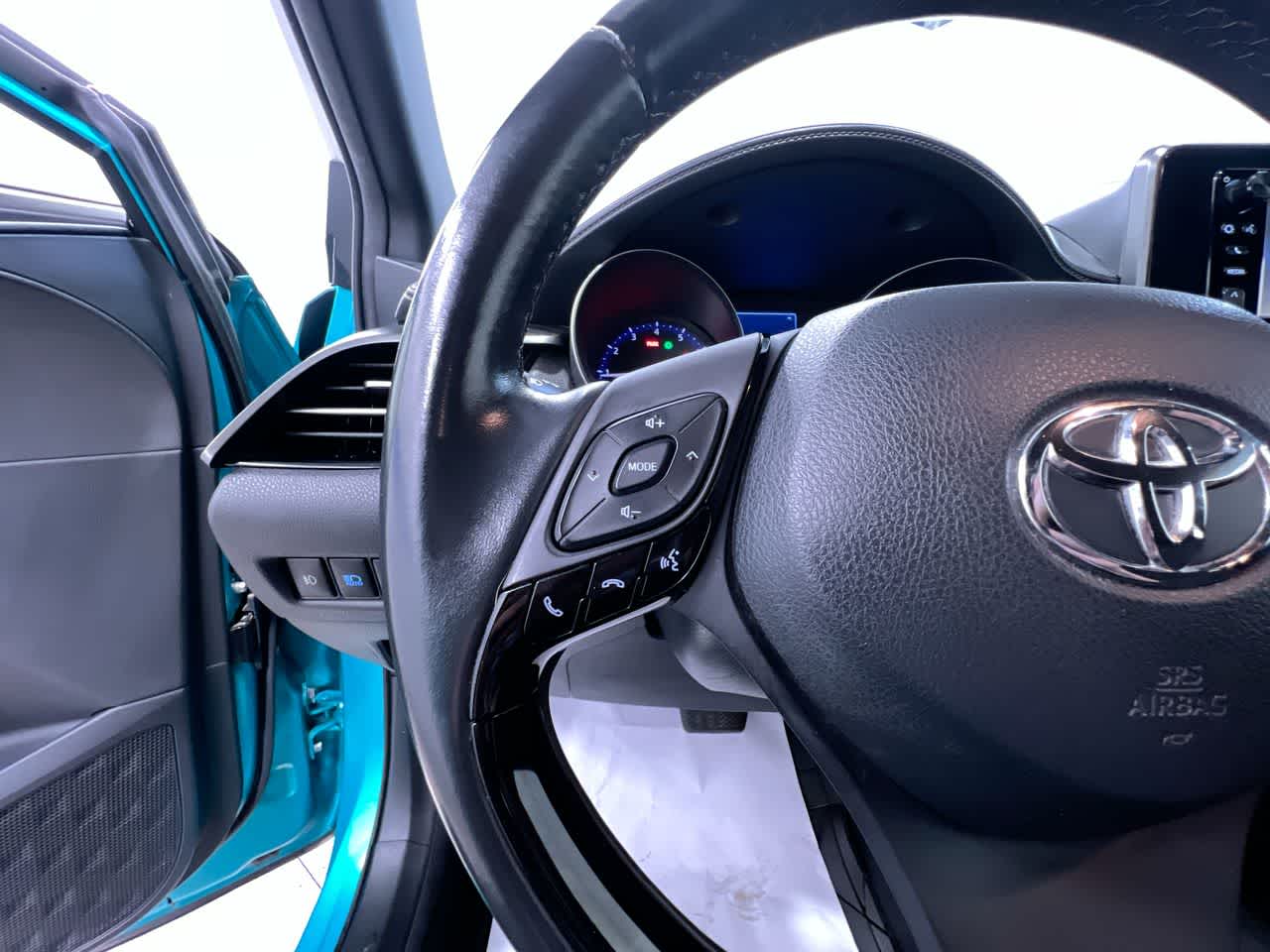 2018 Toyota C-HR XLE Premium