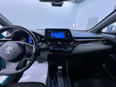 2018 Toyota C-HR XLE Premium