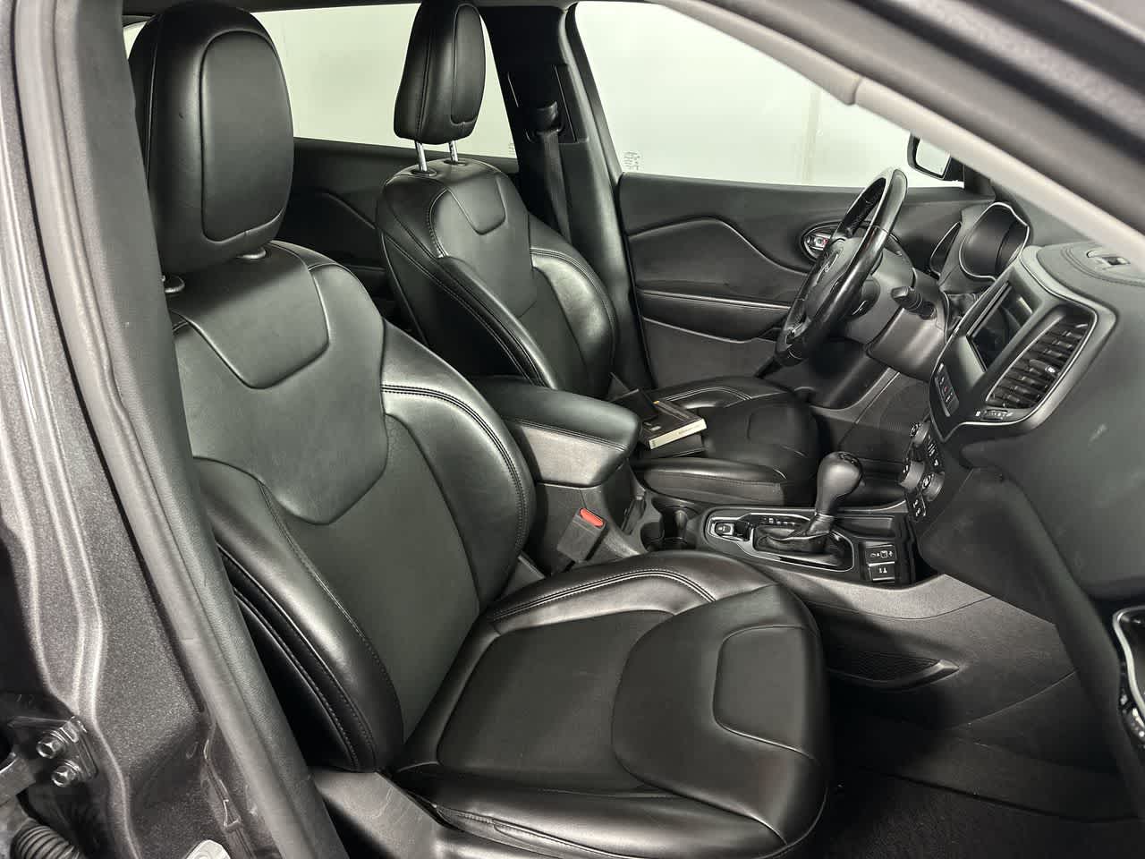 2021 Jeep Cherokee Altitude