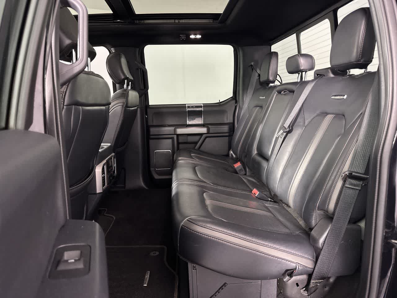 2022 Ford Super Duty F-250 SRW Platinum
