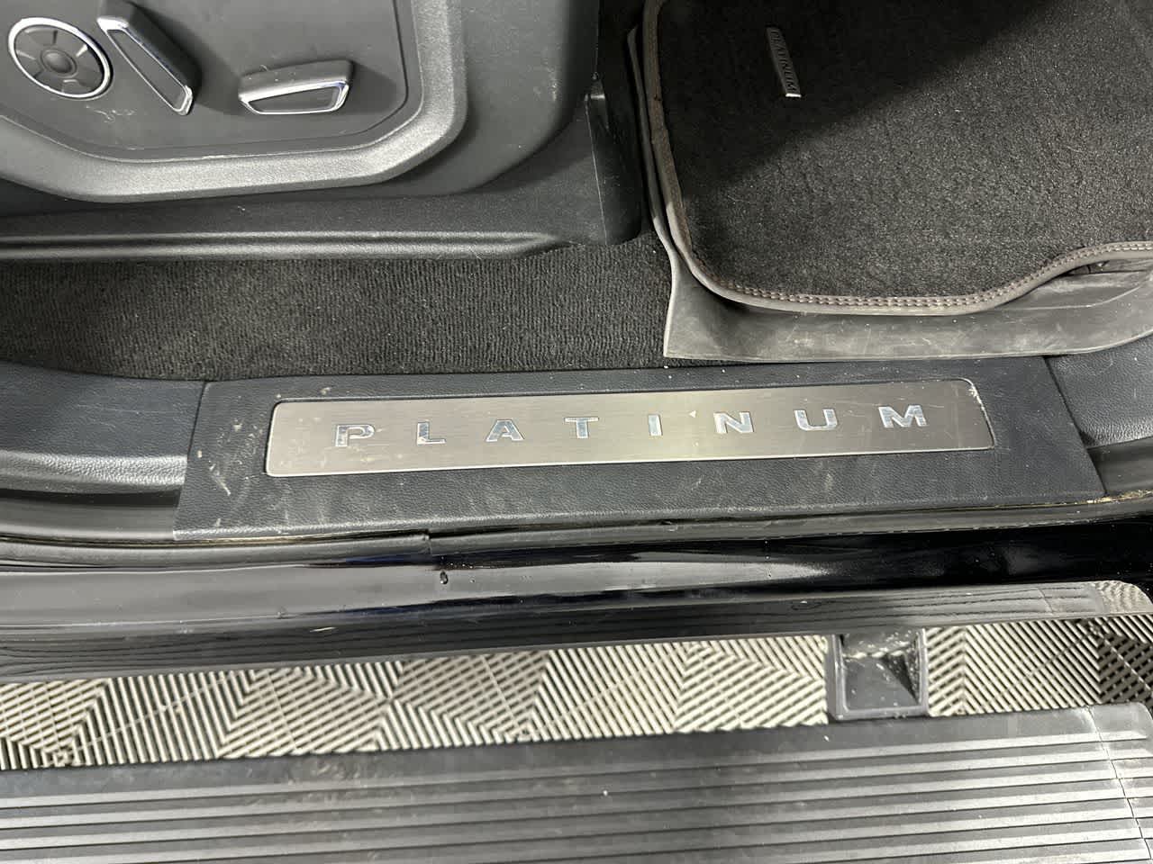 2022 Ford Super Duty F-250 SRW Platinum