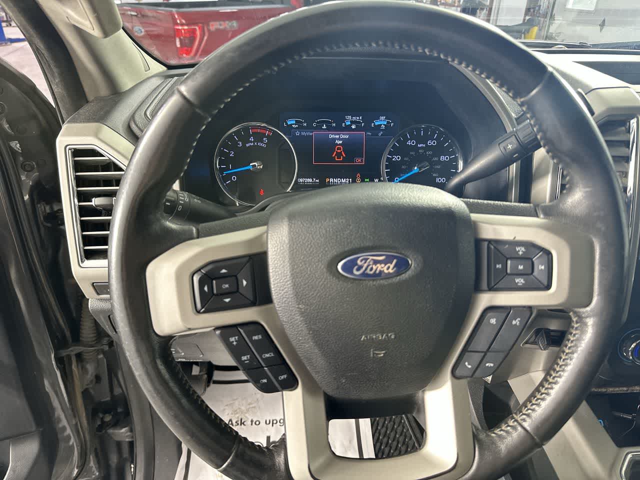 2017 Ford Super Duty F-250 Pickup Lariat