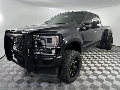 2022 Ford Super Duty F-350 DRW Pickup Platinum