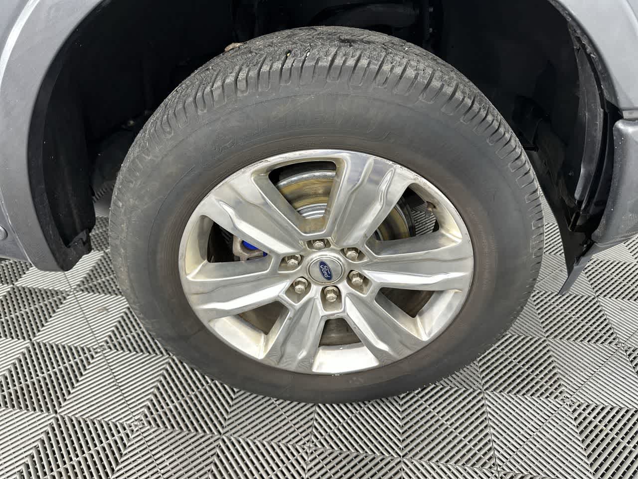 2020 Ford F-150 Platinum